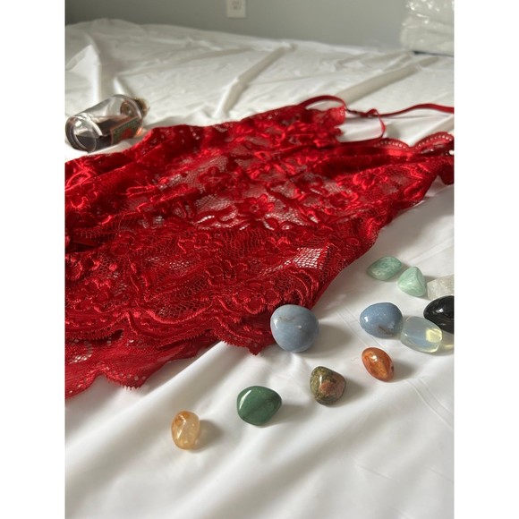 3 WISHES Red Seductive Scalloped Lace Teddy - Picture 2 of 8